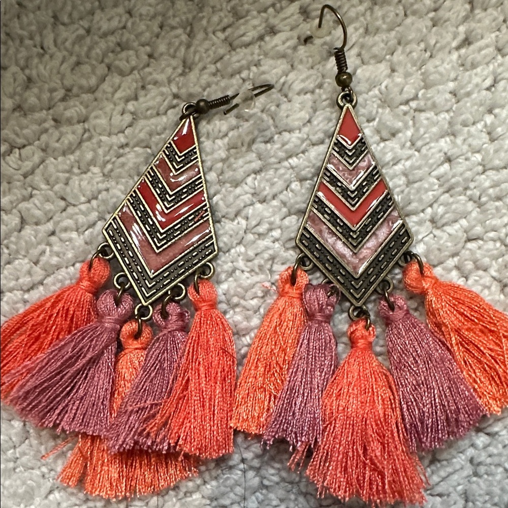 Earrings pierced drop red triangle tassel fringe